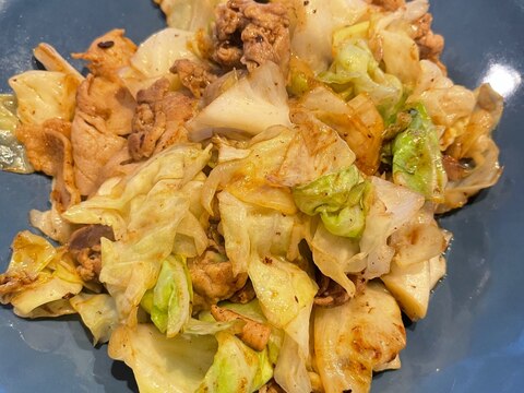 【ご飯のおかず】キャベツと豚肉の炒め物